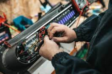 Service Reparatii Trotinete Electrice Arad Reparatii trotinete electrice Arad - Skynetcloudservice S.R.L